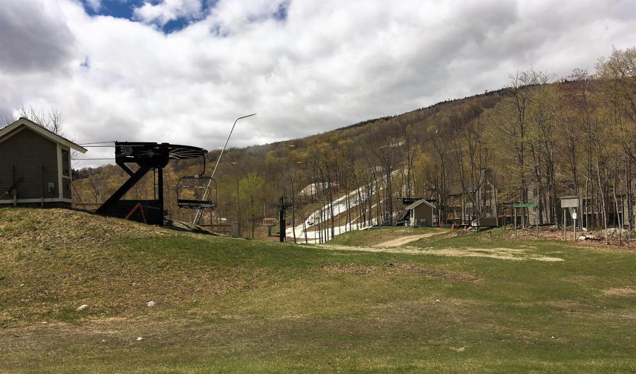 Ski-In, Ski-Out 2 Bedroom Condo With View Of Ski Lift! Condo لودلو المظهر الخارجي الصورة